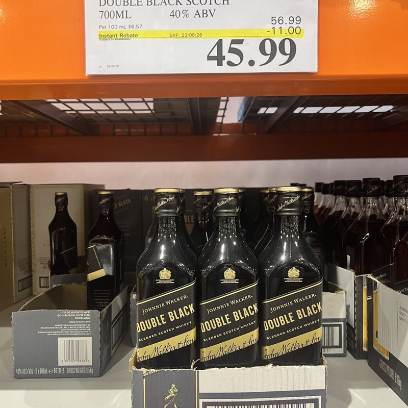 Johnnie Walker Double Black Blended Scotch 700ml